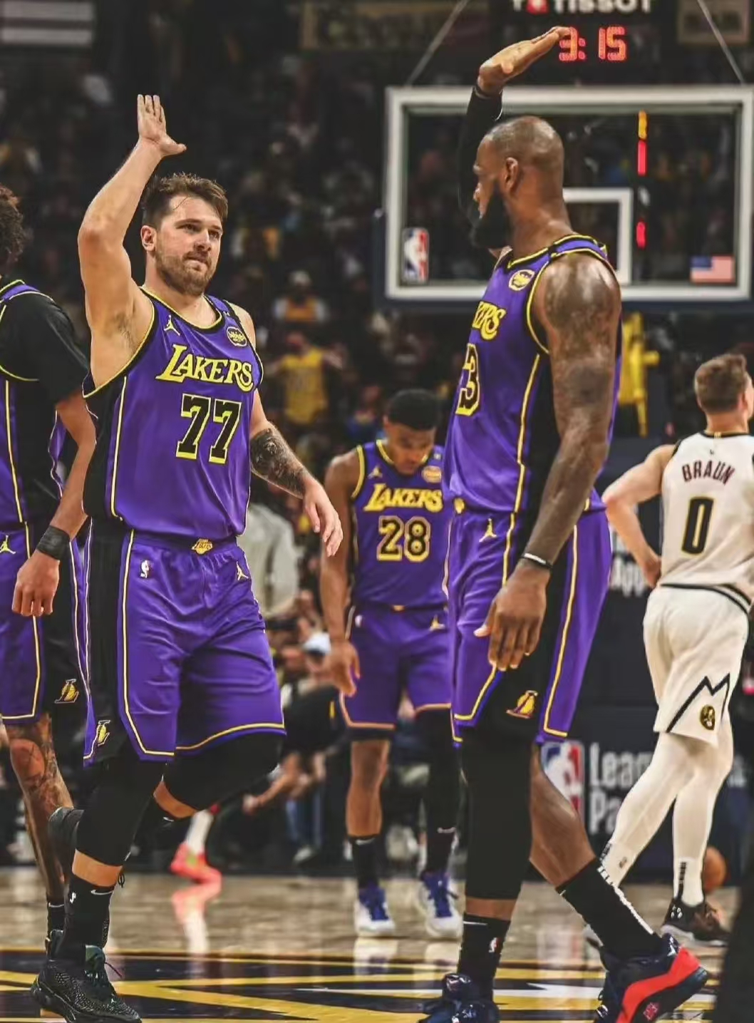 易游网址 -关键时刻NBA常规赛焦点战,波尔图造点机会,态度坚定,更衣室氛围转暖(东森关键时刻218)