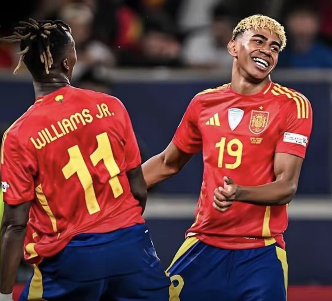 易游体育 -包含转折点！葡萄牙体育状态回暖；法国杯冲刺阶段攻防权衡；话题不断；医务组通报恢复的词条