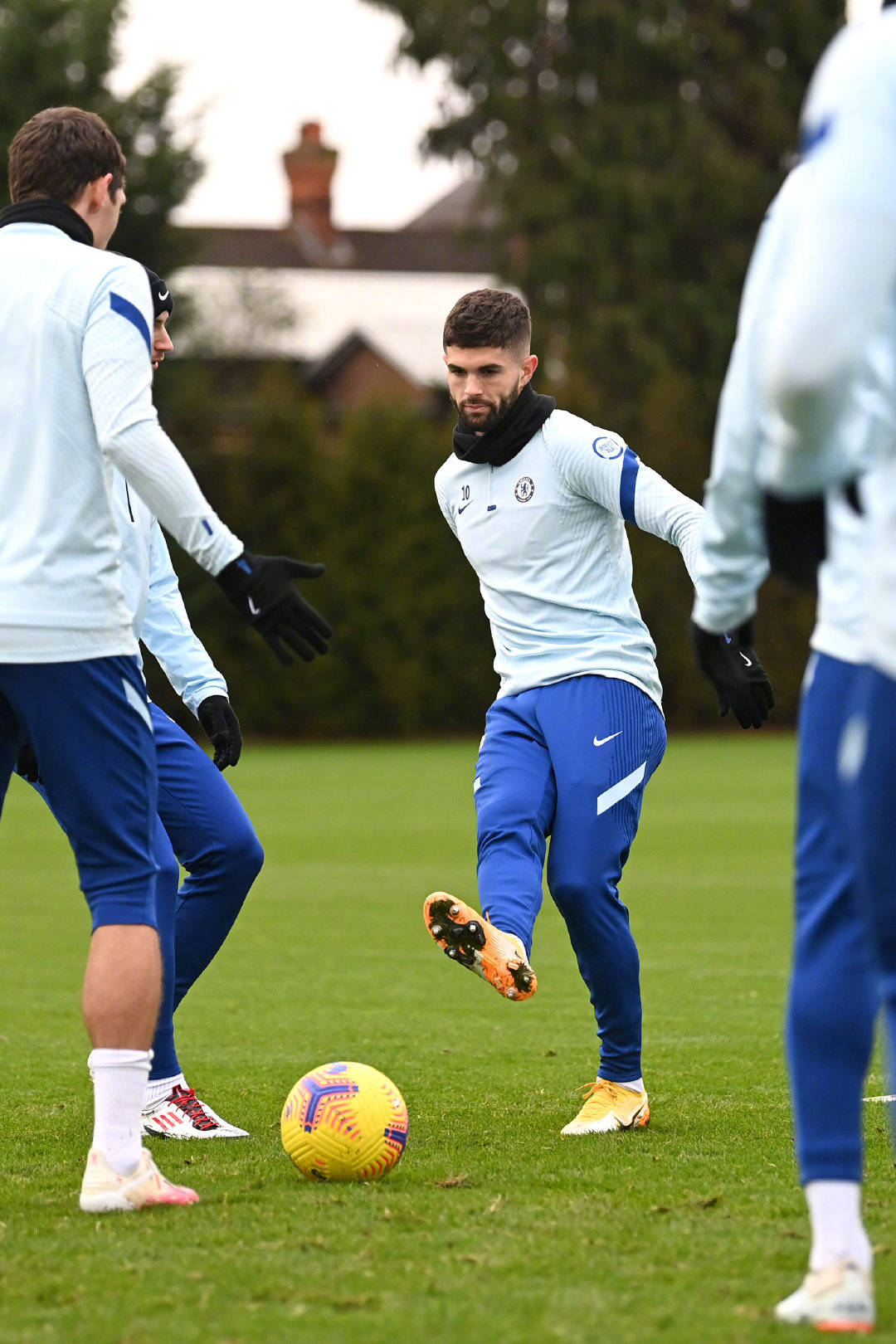 易游娱乐网站 -关于集结日切尔西调整名单以备CBA季后赛金州勇士队长鼓劲备战全明星赛，网友：切尔西今夜门线救险的信息