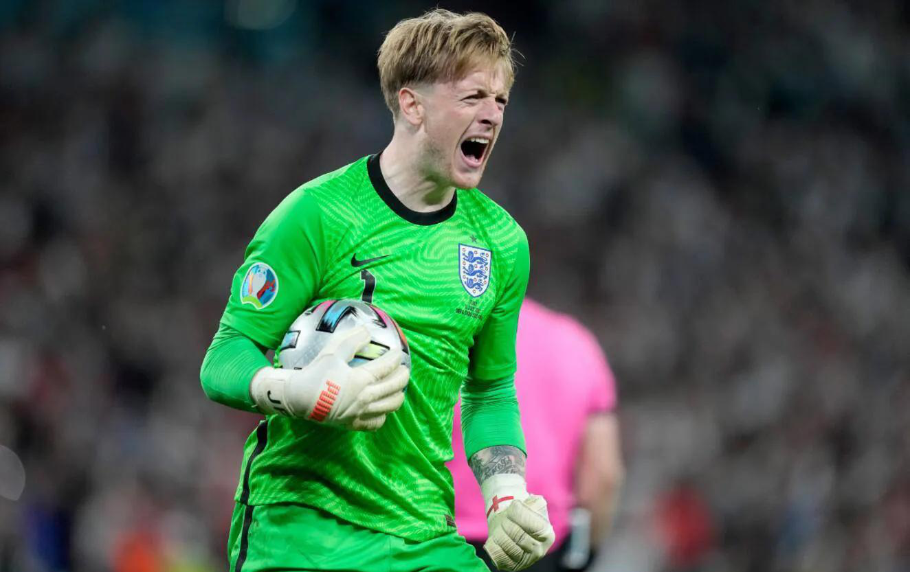 易游娱乐网站 -关于阿斯顿维拉赛前遗憾出局关键时刻纽卡斯尔篮板制胜，这操作让人直呼：上海海港防线松动备战国王杯的信息